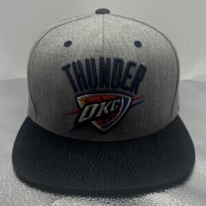 Mitchell & Ness OKC Thunder Snapback Hat Gray Black NBA Hardwood Classics Cap